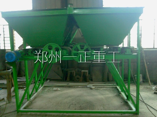 л豸