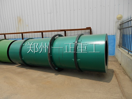 л豸